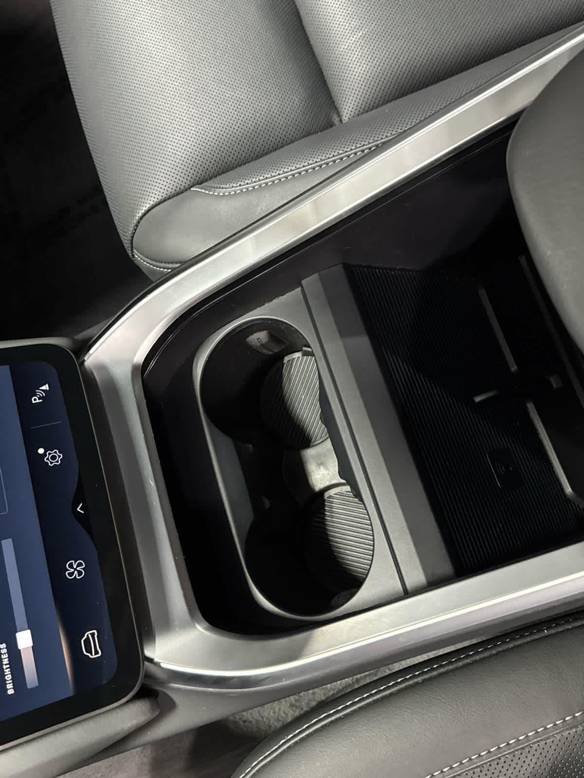 2024 Lucid Air Touring - Photo 35