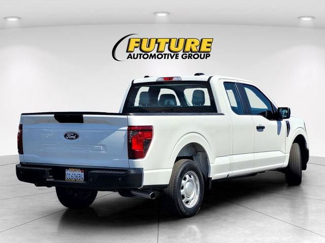 Used 2024 White Ford XL image 4