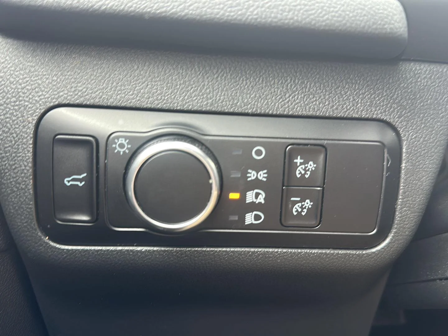 Used 2023 Agate Black Ford ST-Line image 26