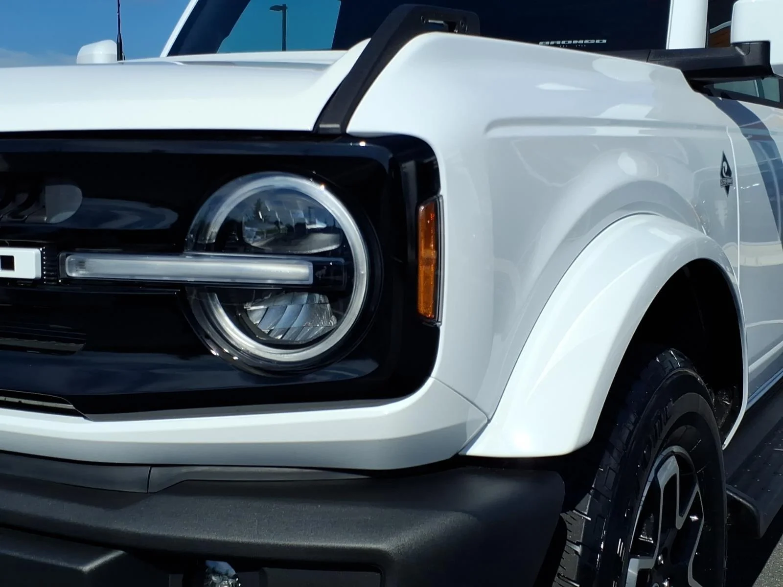 Used 2025 Oxford White Ford Outer Banks image 14