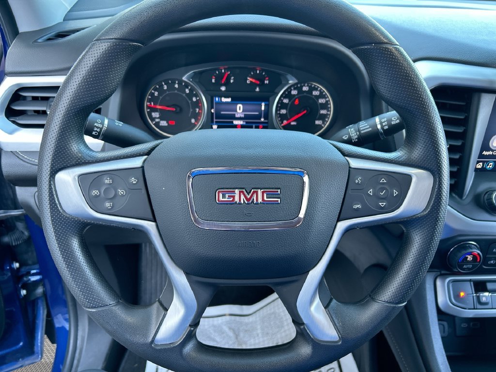 Used 2023 Blue GMC SLE image 29