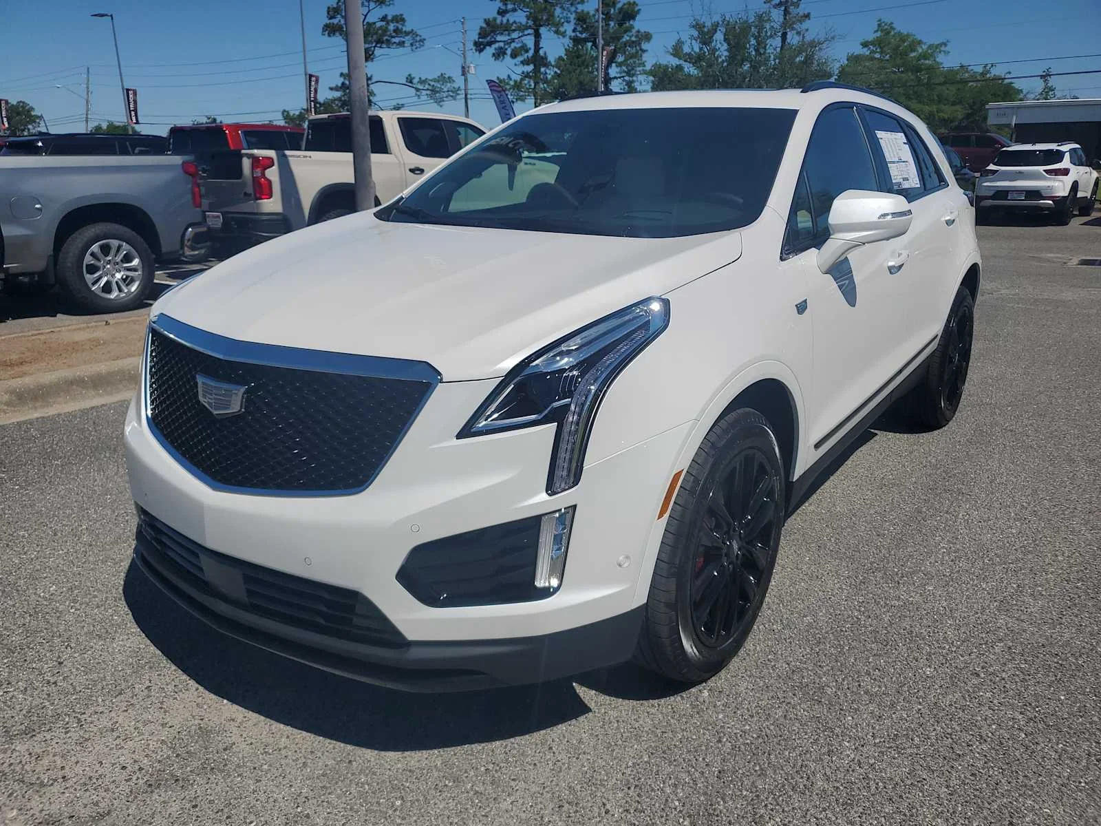 2026 Cadillac XT5 AWD Sport's photo