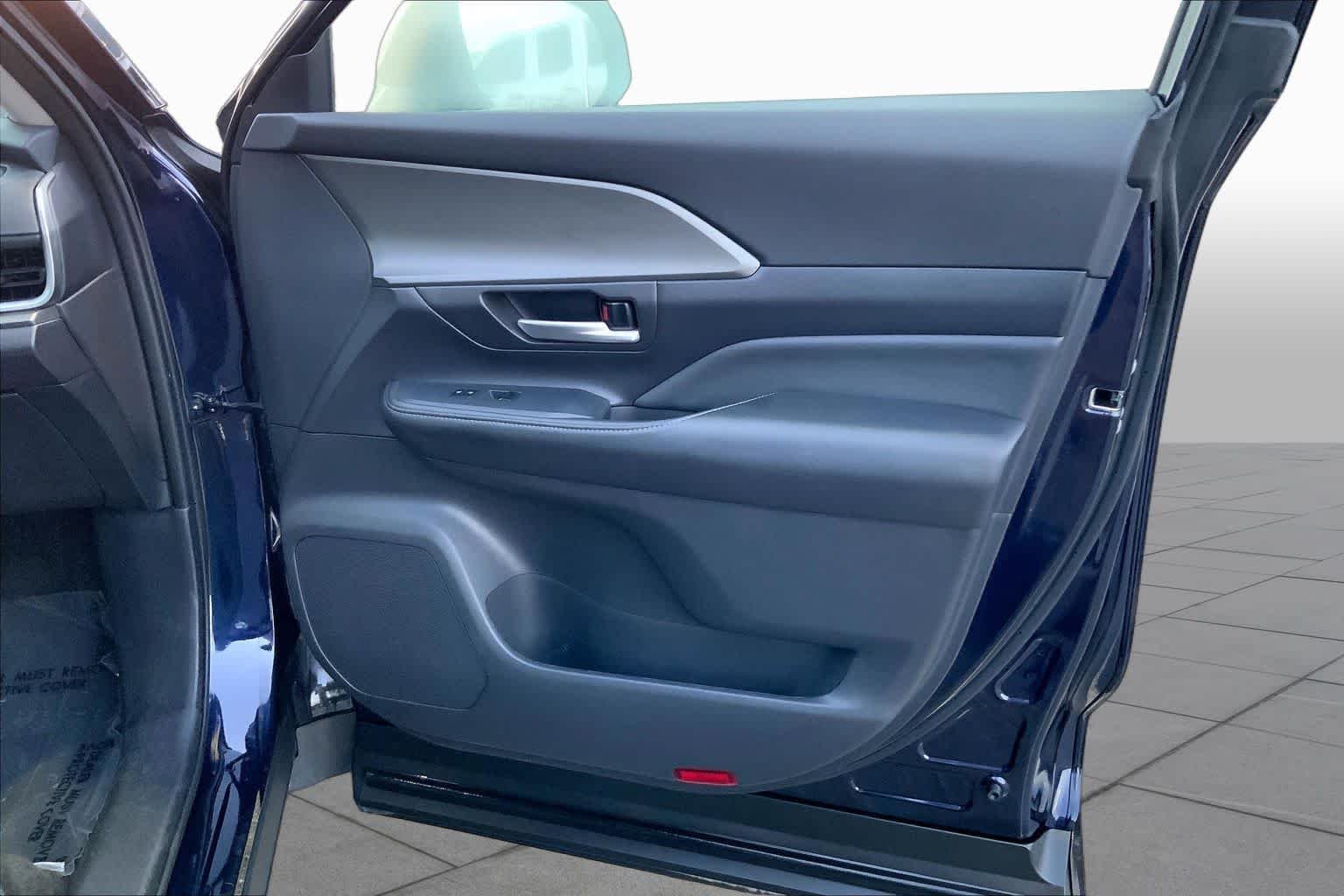 Used 2025 Blueprint Toyota XLE image 22