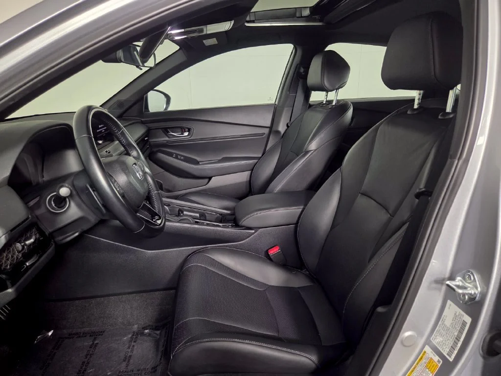 Used 2025 Solar Silver Metallic Honda Sport-L image 8