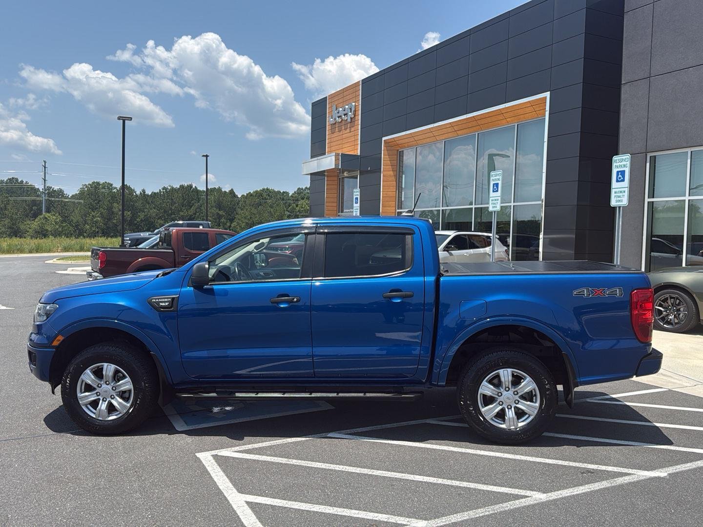 Used 2019  FORD  image 12