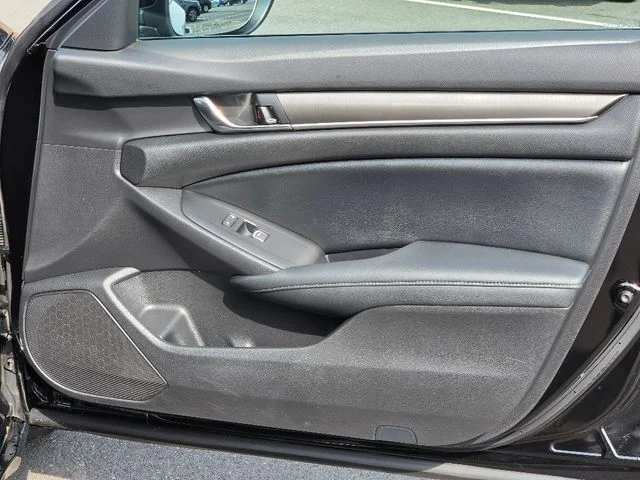 Used 2022  Honda LX image 10