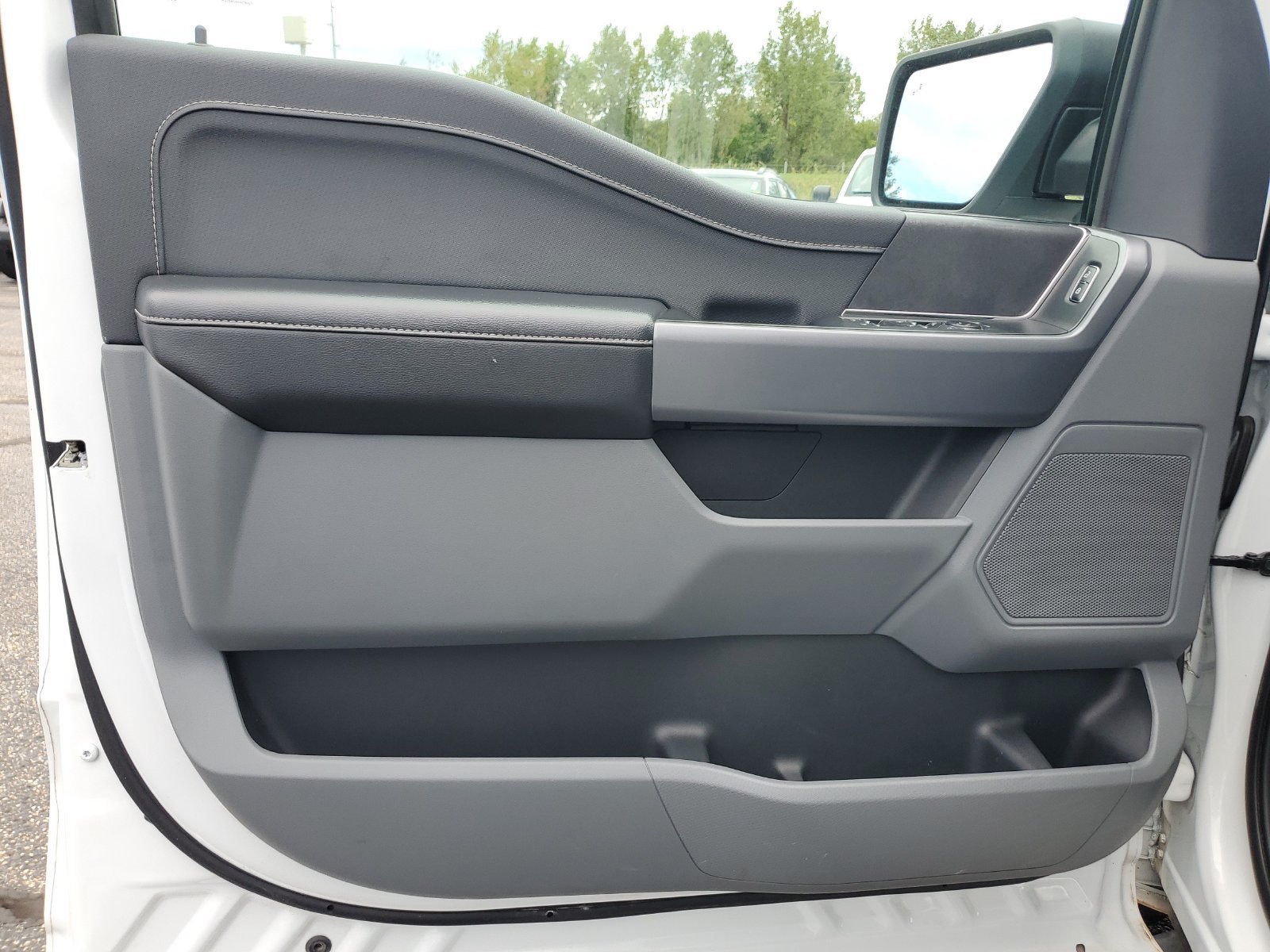 Certified Used 2025 White Ford XLT image 20