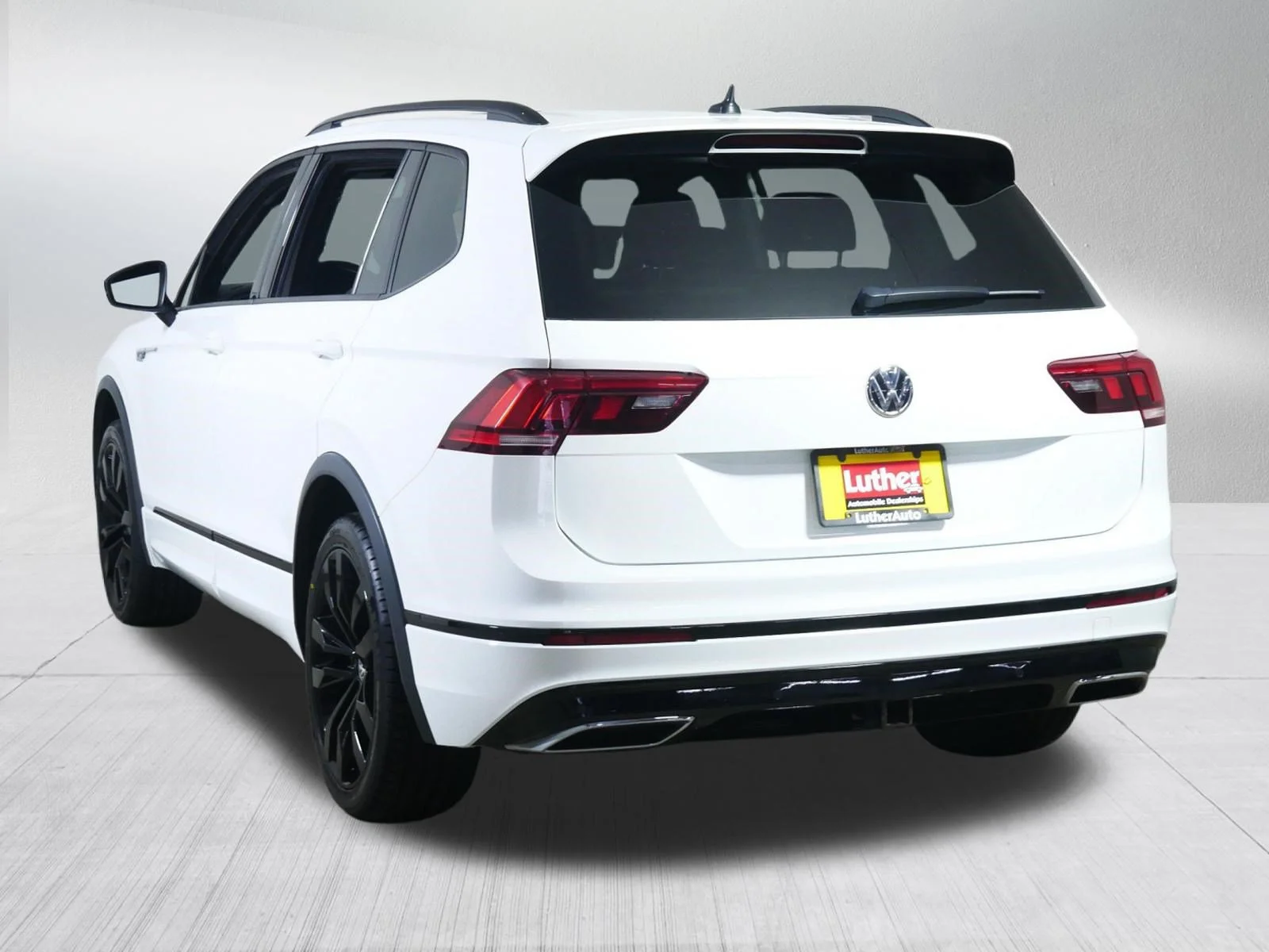 Used 2021 Pure White Volkswagen SE R-Line Black image 5