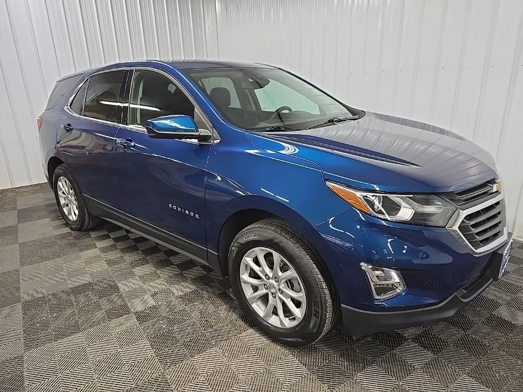 Used 2020 Blue Chevrolet LT image 7