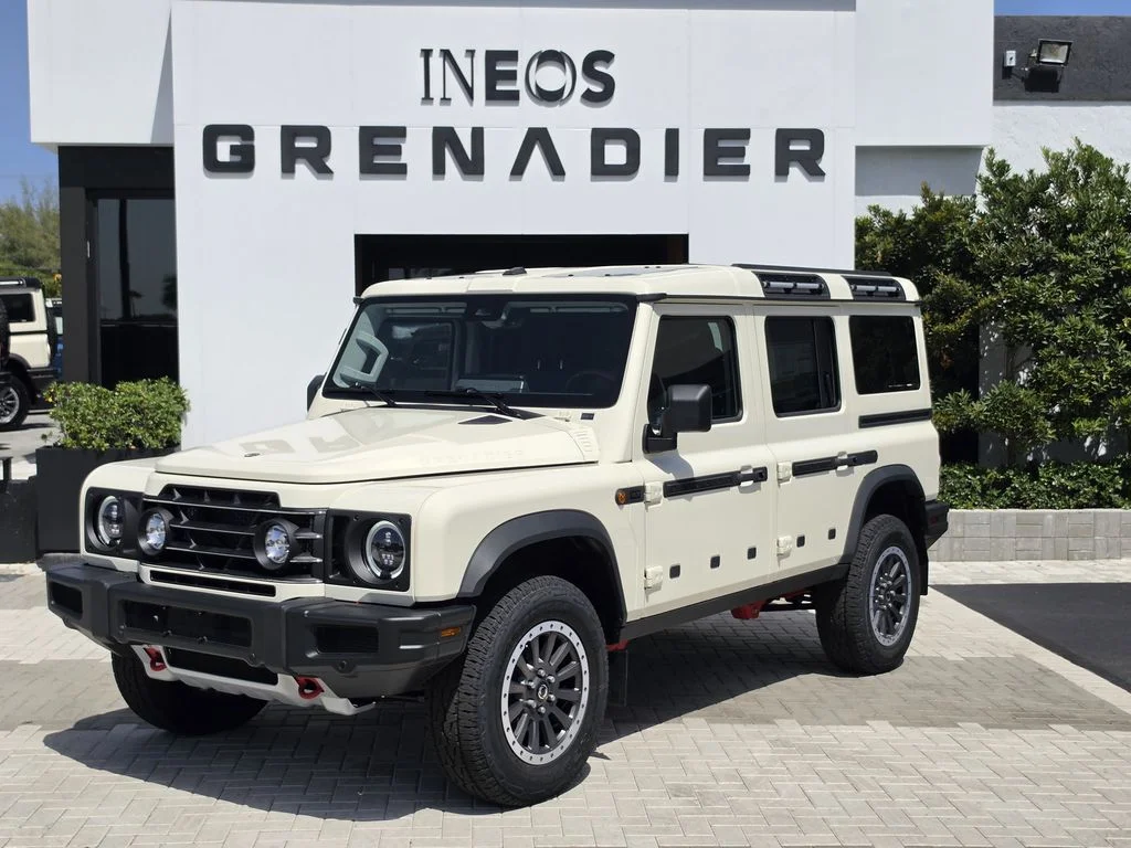 New 2026 Scottish White INEOS Fieldmaster Edition image 2
