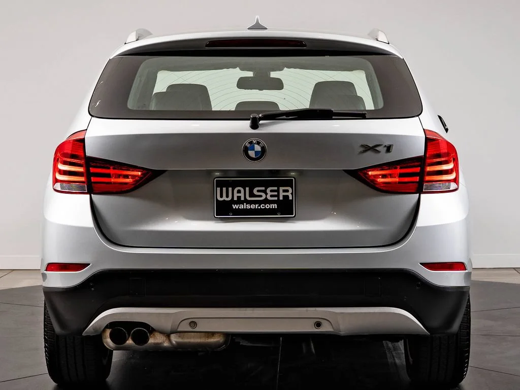 Used 2015 Glacier Silver Metallic BMW xDrive28i image 7