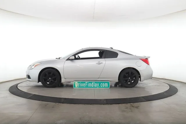 Used 2011 Silver Nissan 2.5 S image 9