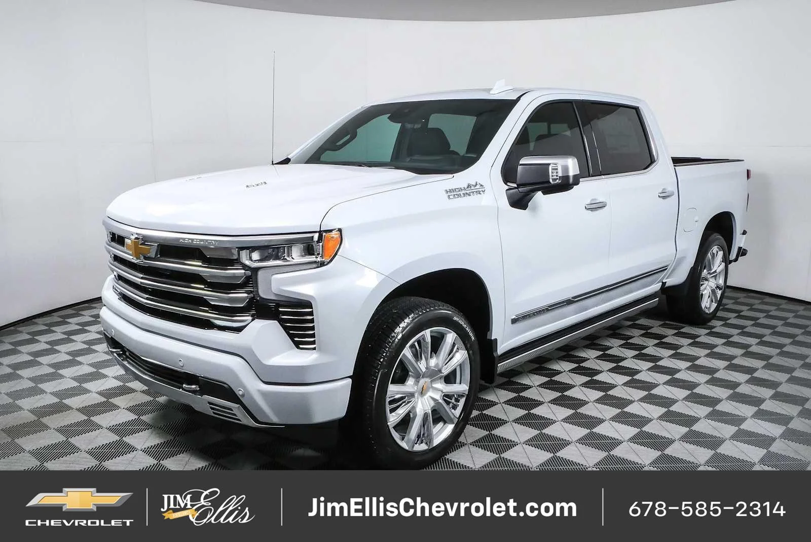 New 2026 Polar White Tricoat Chevrolet High Country image 28