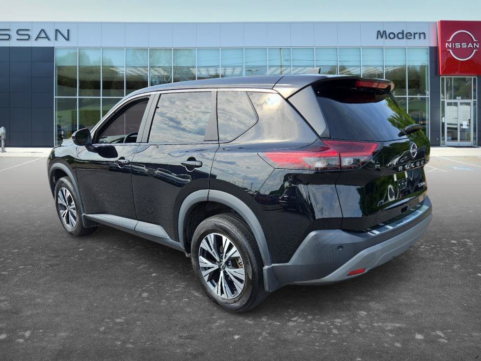 Used 2022 Super Black Nissan SV image 6