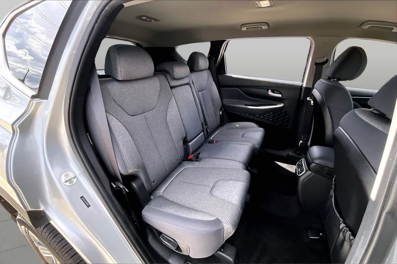 Used 2023 Shimmering Silver Hyundai SEL image 20