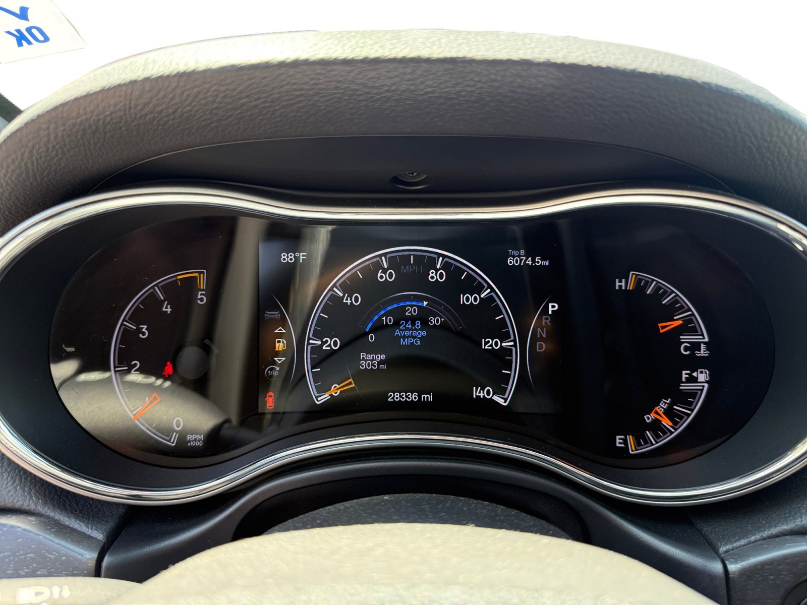 Used 2018 Crystal Metallic Jeep Limited image 11