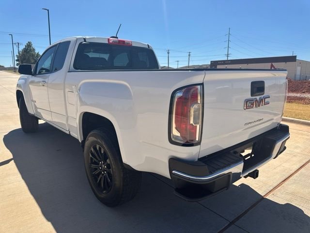 Used 2021 White GMC Elevation image 8
