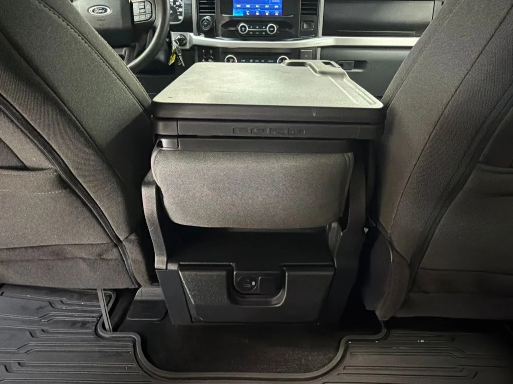 Used 2023 Oxford White Ford XLT image 17
