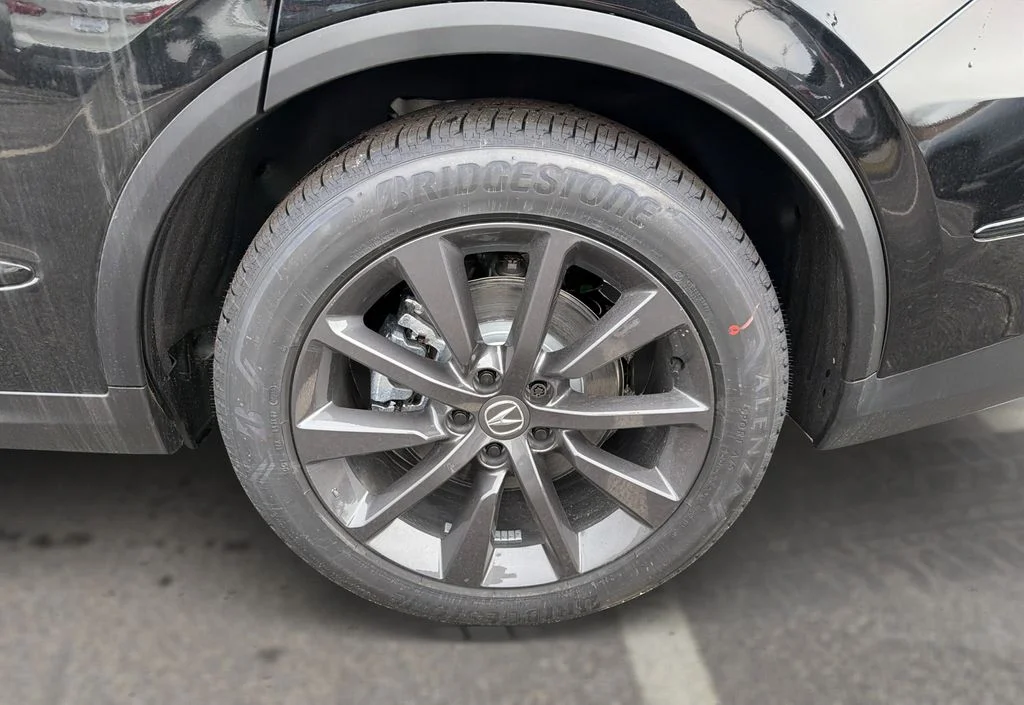 2026 Acura MDX A-Spec Package - Photo 10