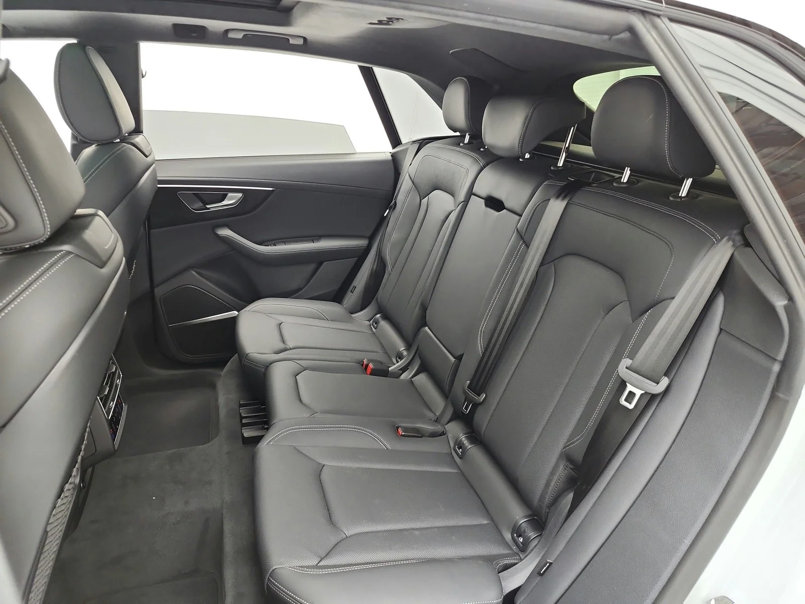 2026 Audi Q8 Prestige - Photo 11