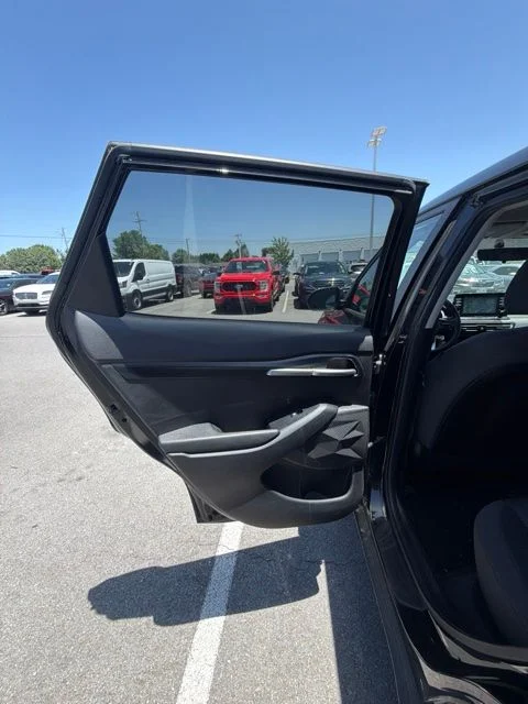 Used 2021 Black Kia LX image 21
