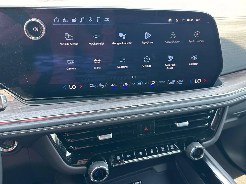 Used 2025 Gray Chevrolet Premier image 37