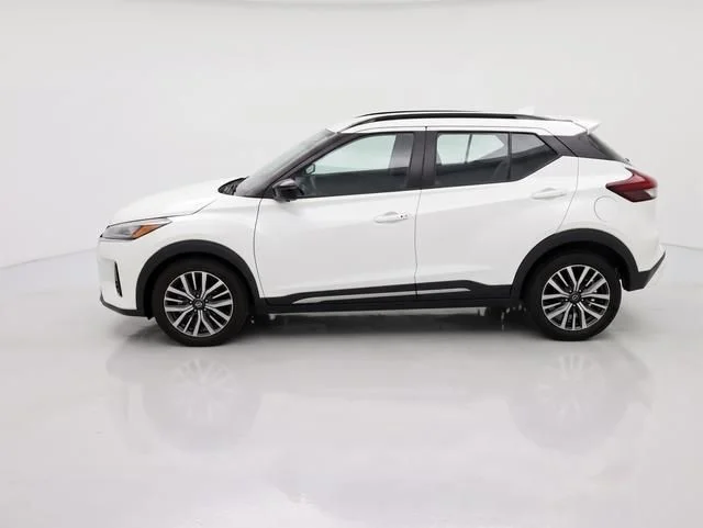 Used 2024 White Nissan SR image 7