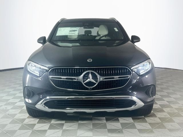 New 2026 Graphite Grey Metallic Mercedes-Benz GLC 300 image 2