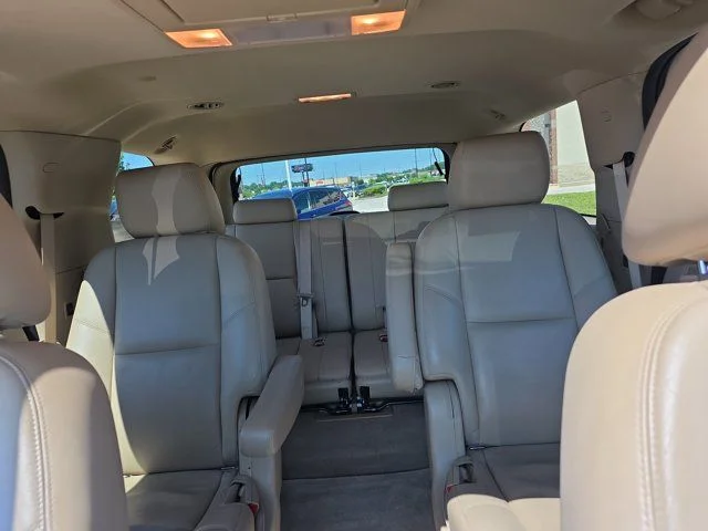 Used 2014 White Cadillac Premium image 12