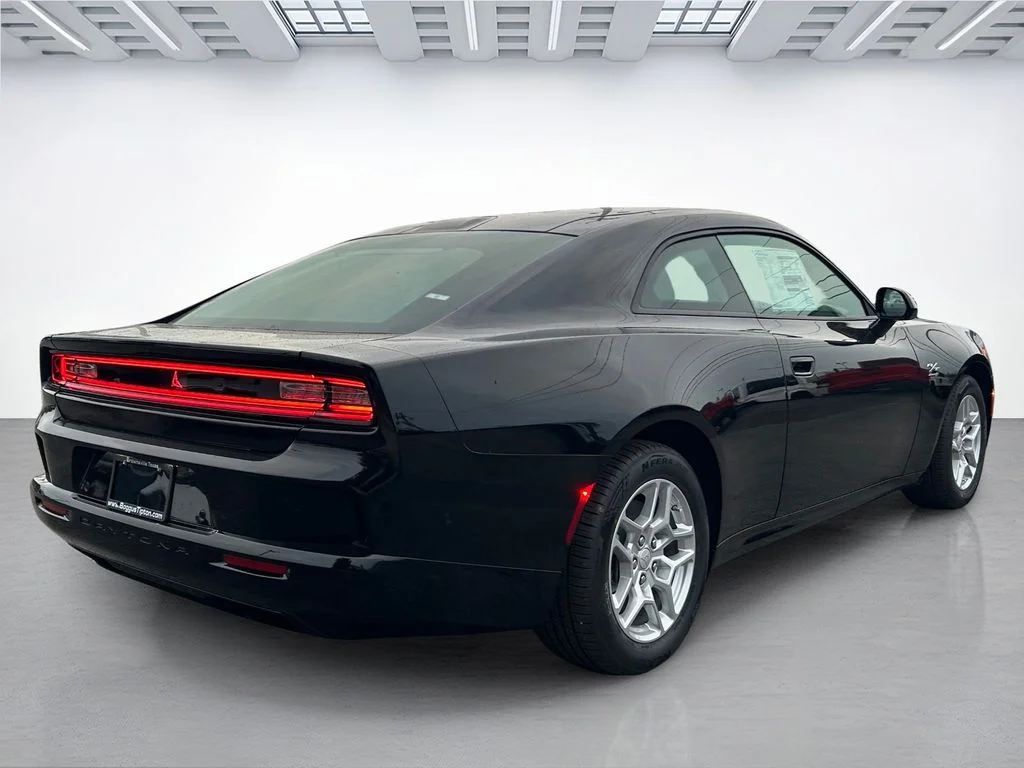 2025 Dodge Charger Daytona R/T - Photo 3