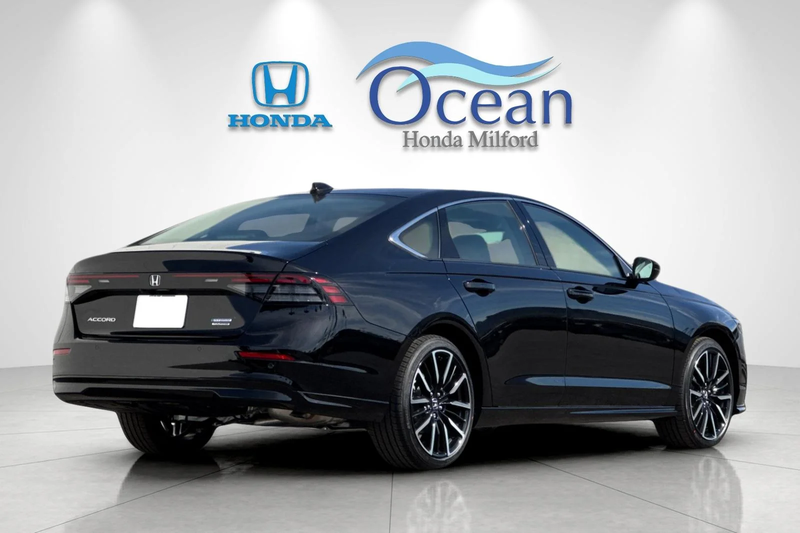 New 2026 Crystal Black Pearl Honda Touring image 5