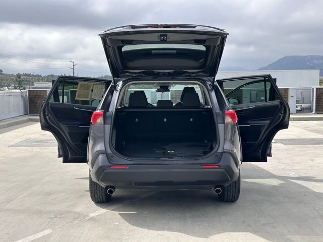 Used 2022 Magnetic Gray Metallic Toyota LE image 27