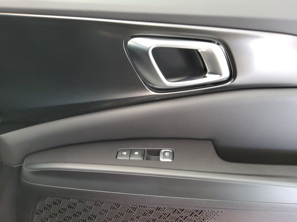 Used 2027 Blue Kia EX image 15