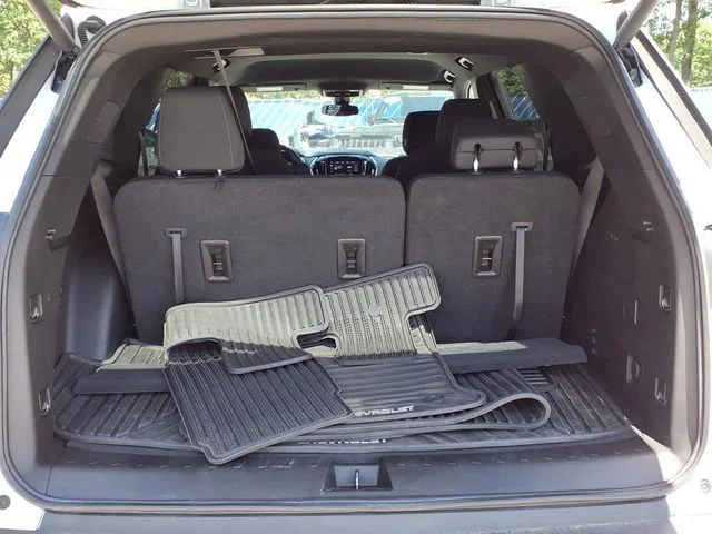 Used 2023 White Chevrolet LT image 6