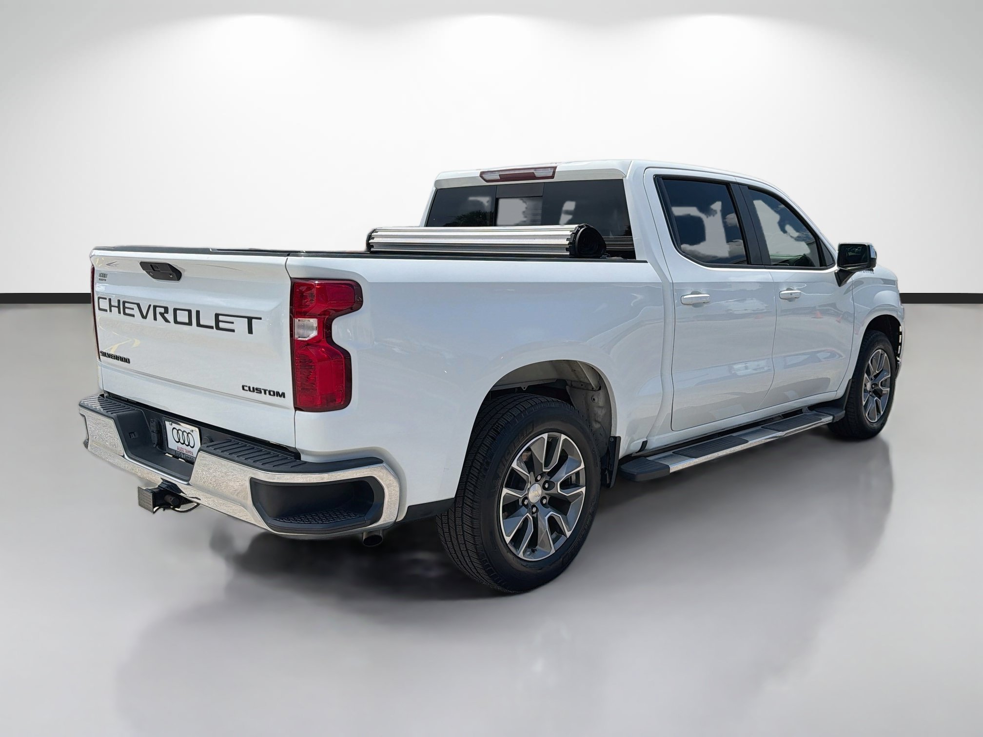Used 2020 Summit White Chevrolet LT image 3