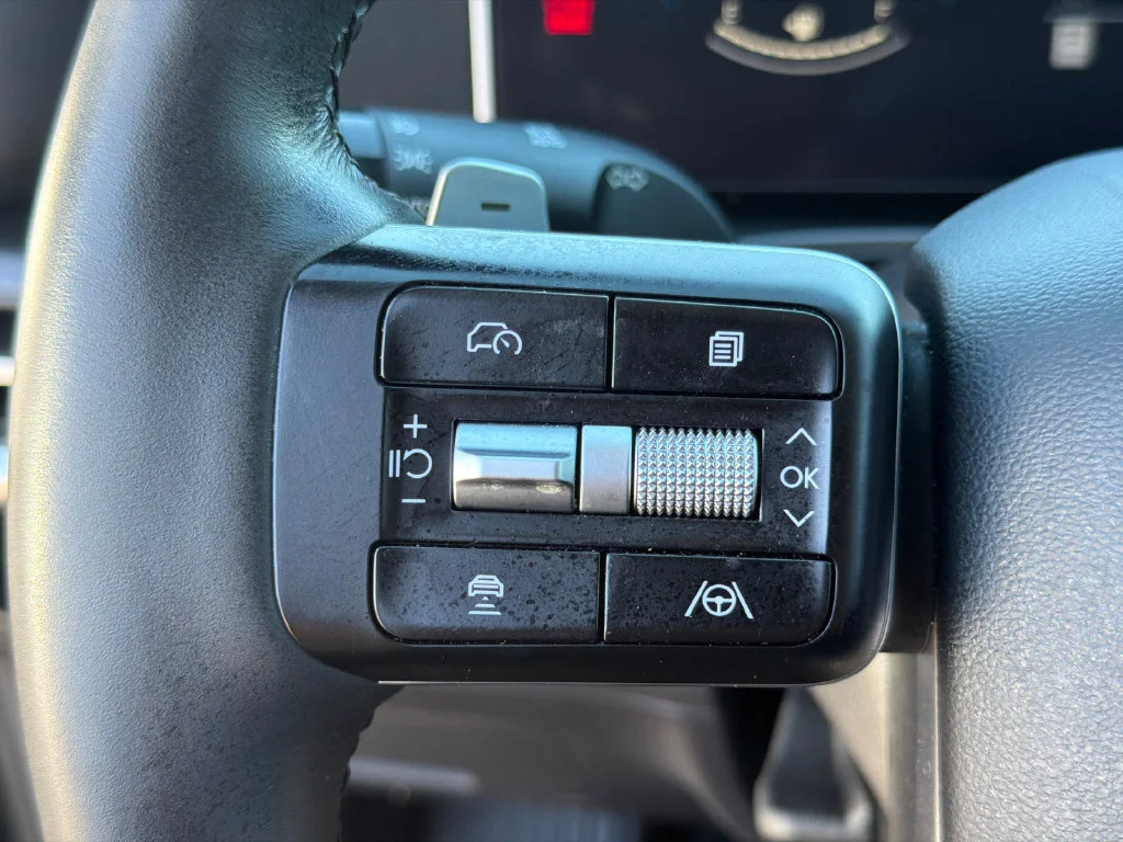Used 2024 Black Hyundai SE image 25