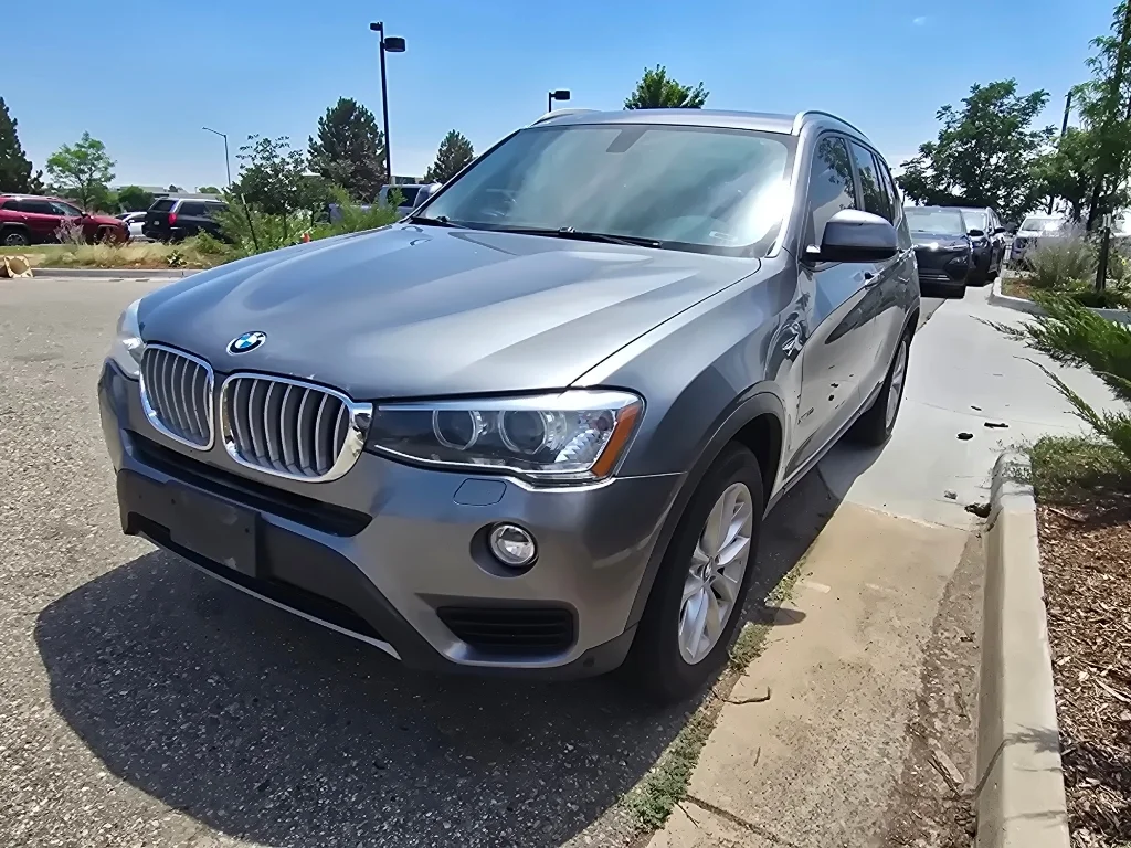 Used 2017 Space Gray Metallic BMW xDrive28i image 11
