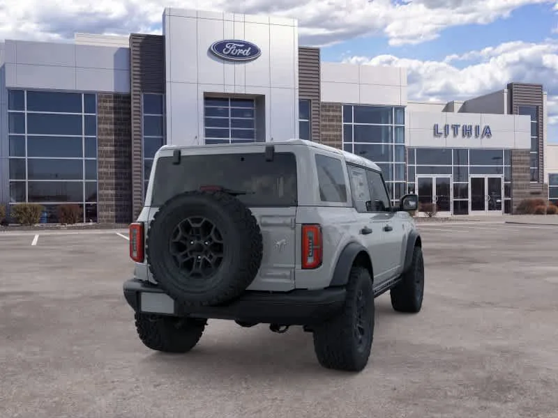 New 2026 Avalanche Gray Ford Badlands® image 8