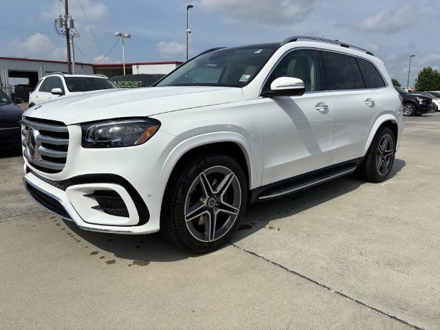 Certified Used 2026 Polar White Mercedes-Benz GLS 450 image 3