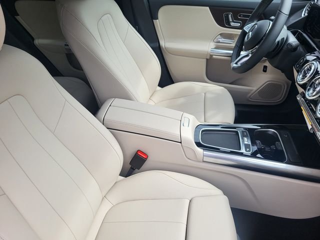 New 2026 Mountain Grey Metallic Mercedes-Benz GLA 250 image 16