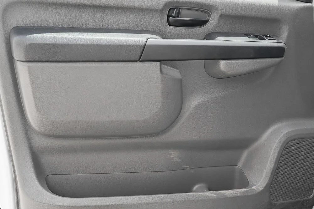 Used 2021 White Nissan SV image 11