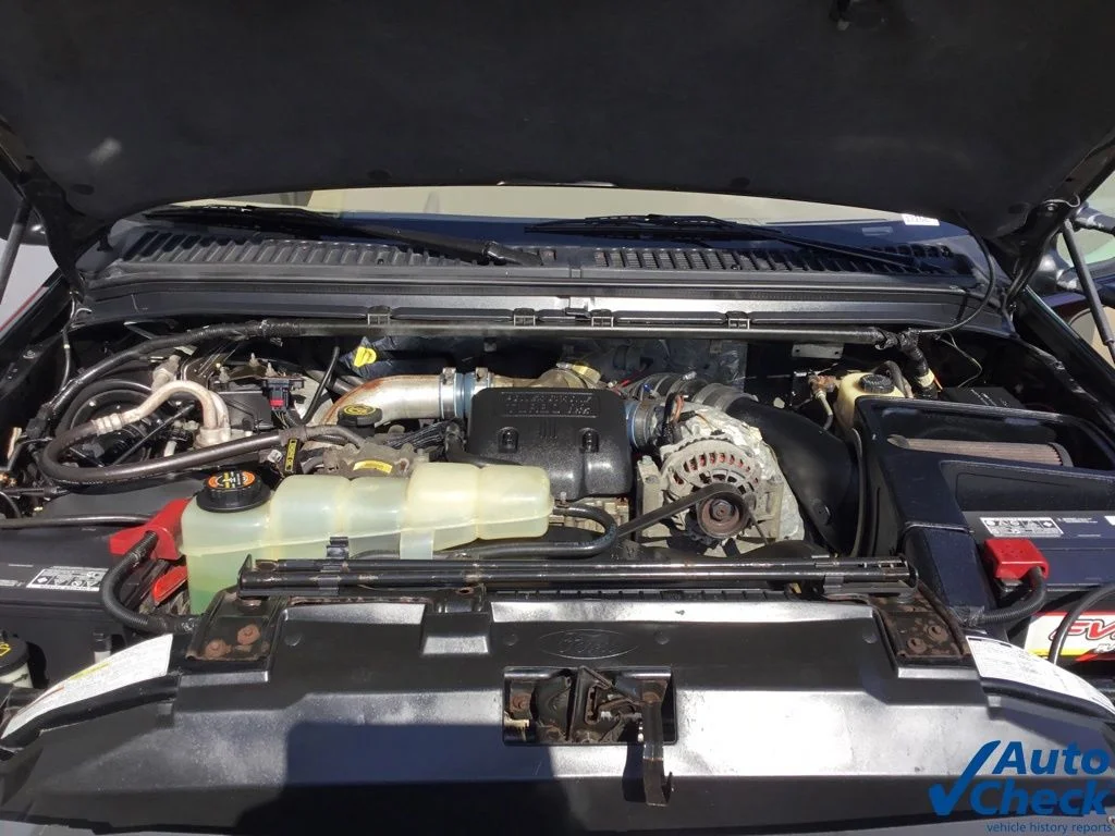 Used 2000 Black Ford Lariat image 35