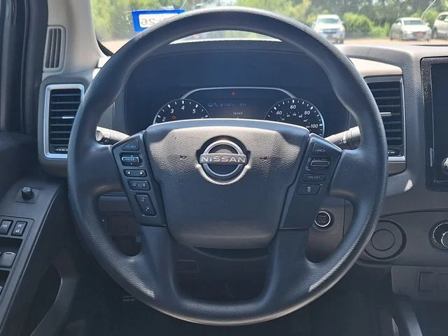 Used 2023 Green Nissan SV image 13