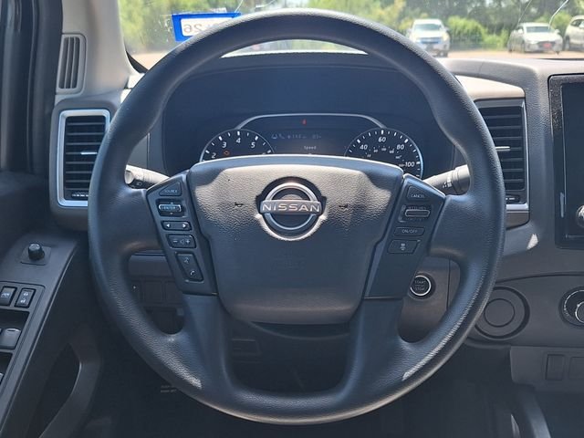 Used 2023 Green Nissan SV image 13