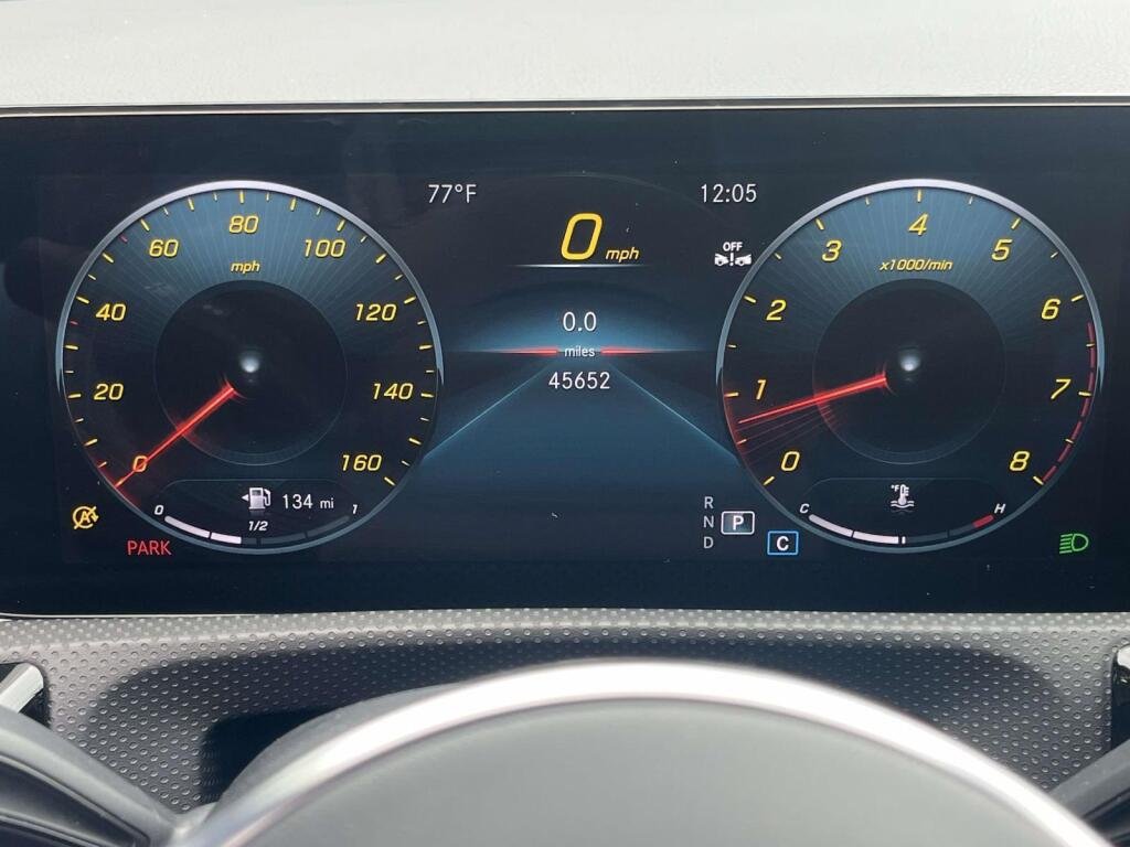 Used 2023 Polar White Mercedes-Benz CLA 250 image 3