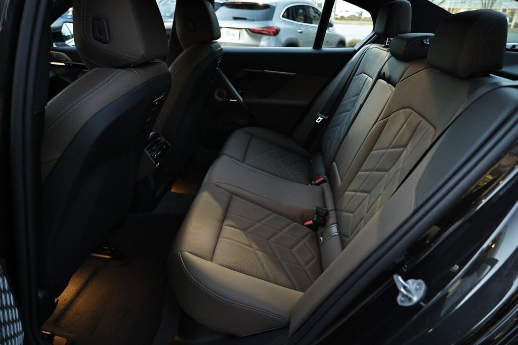 Used 2026 Dark Graphite Metallic BMW 530i image 27