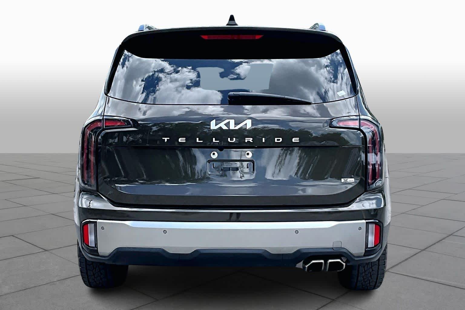 Used 2023 Dark Moss Kia SX X-Pro image 8