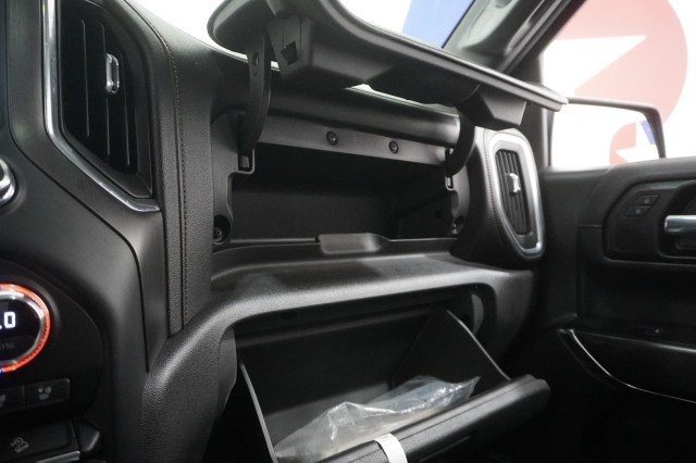 Used 2021 CAYENNE RED TINTCOAT GMC AT4 image 37