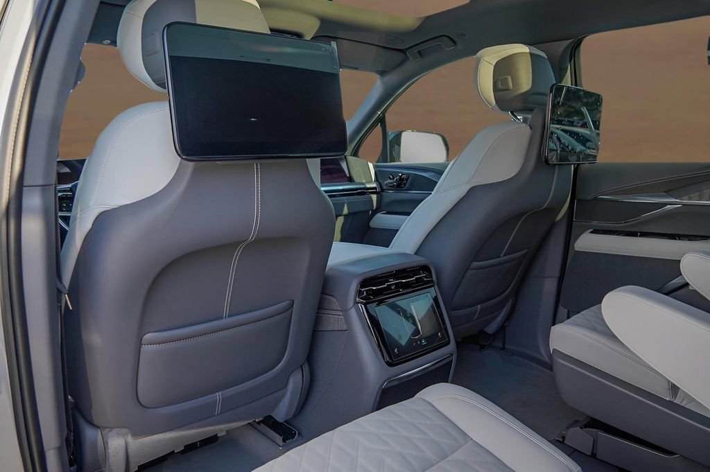 2026 Cadillac Escalade IQL Sport - Photo 21