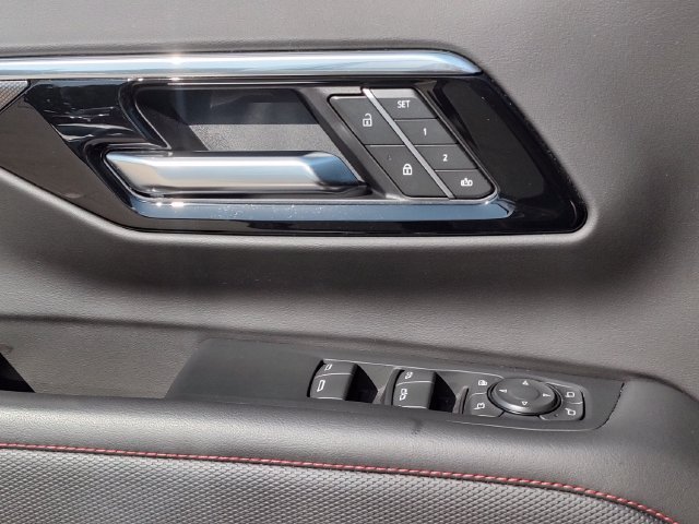 Used 2025 Gray Chevrolet RST image 24